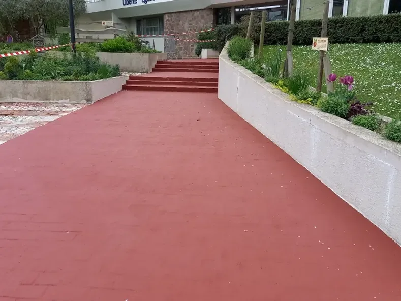 Parvis de la Mairie — après travaux